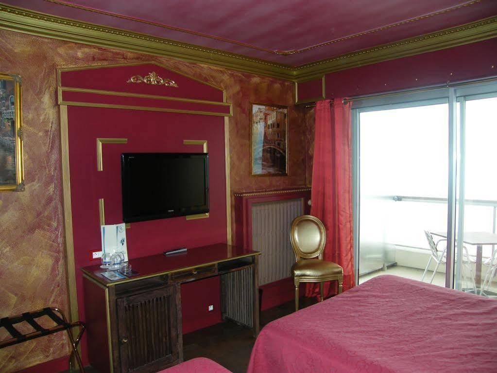 Hotel Le Christina Ла-Боль-Эскублак Экстерьер фото